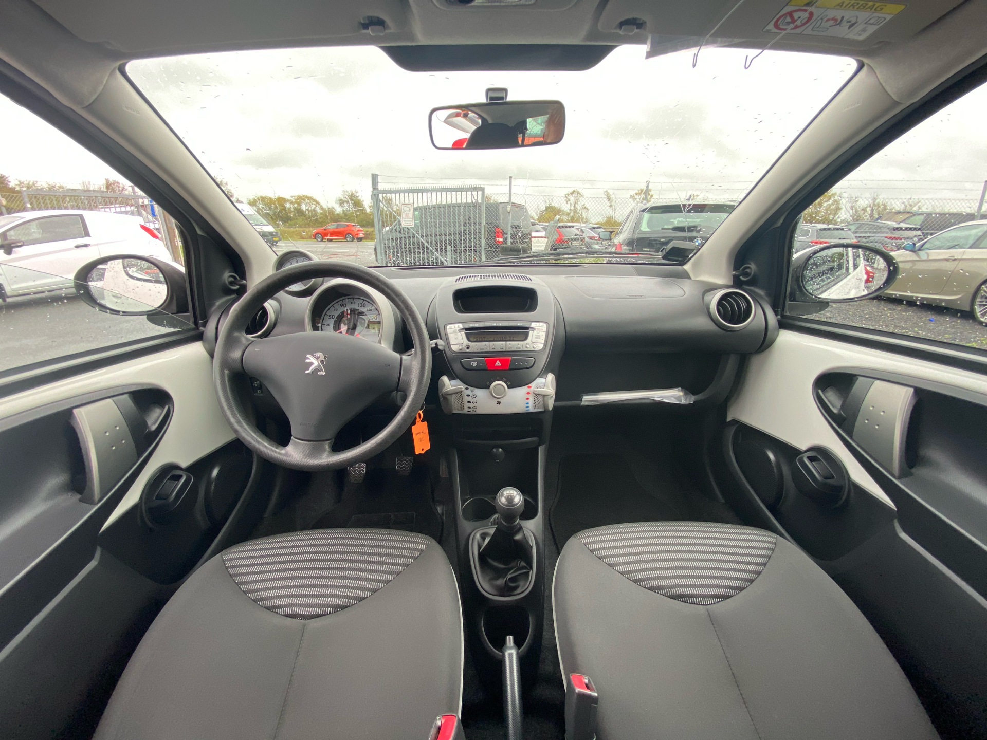 Billede af Peugeot 107 1,0 White 68HK 5d