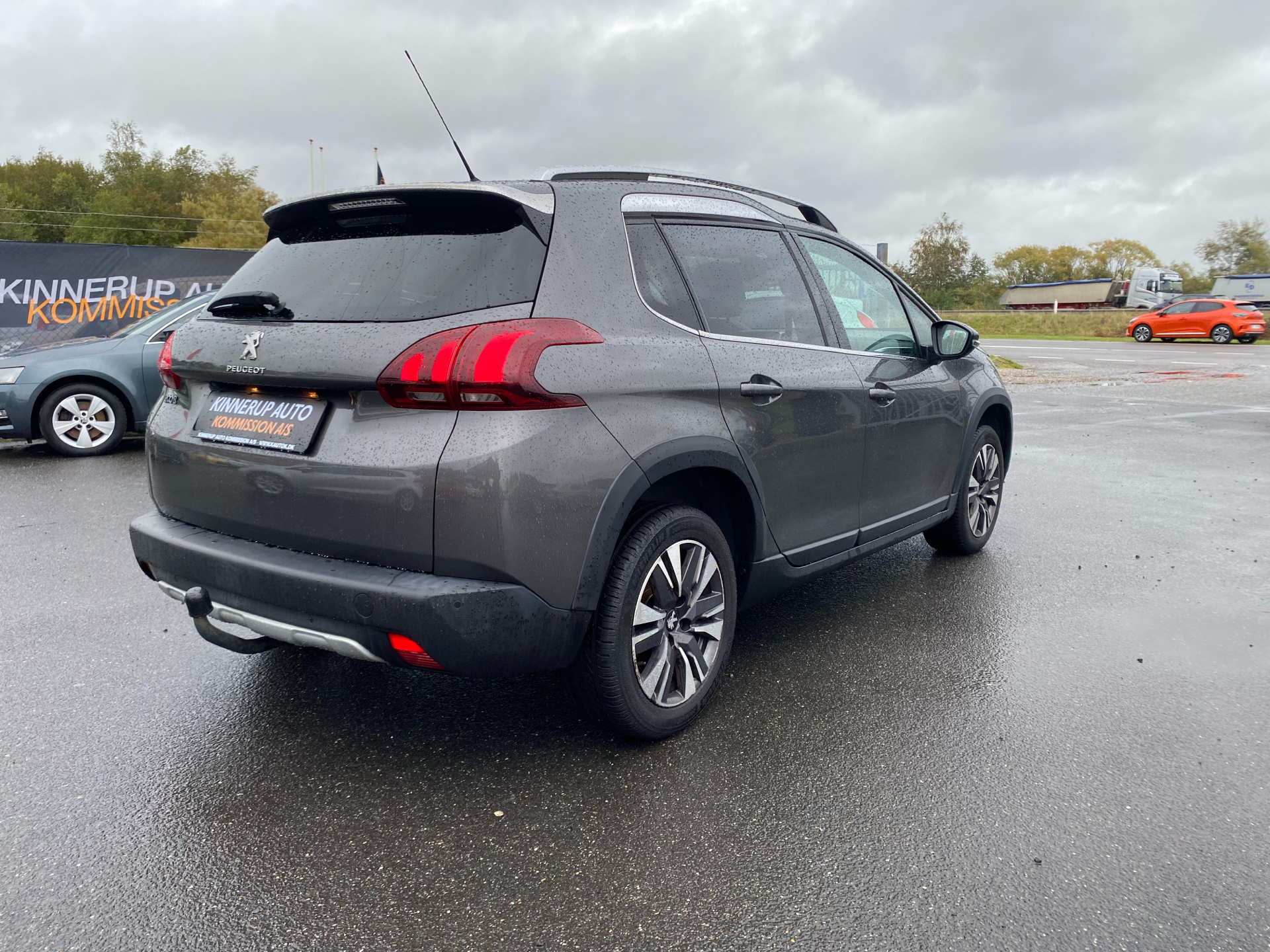 Billede af Peugeot 2008 1,6 BlueHDi Selection Sky 100HK 5d