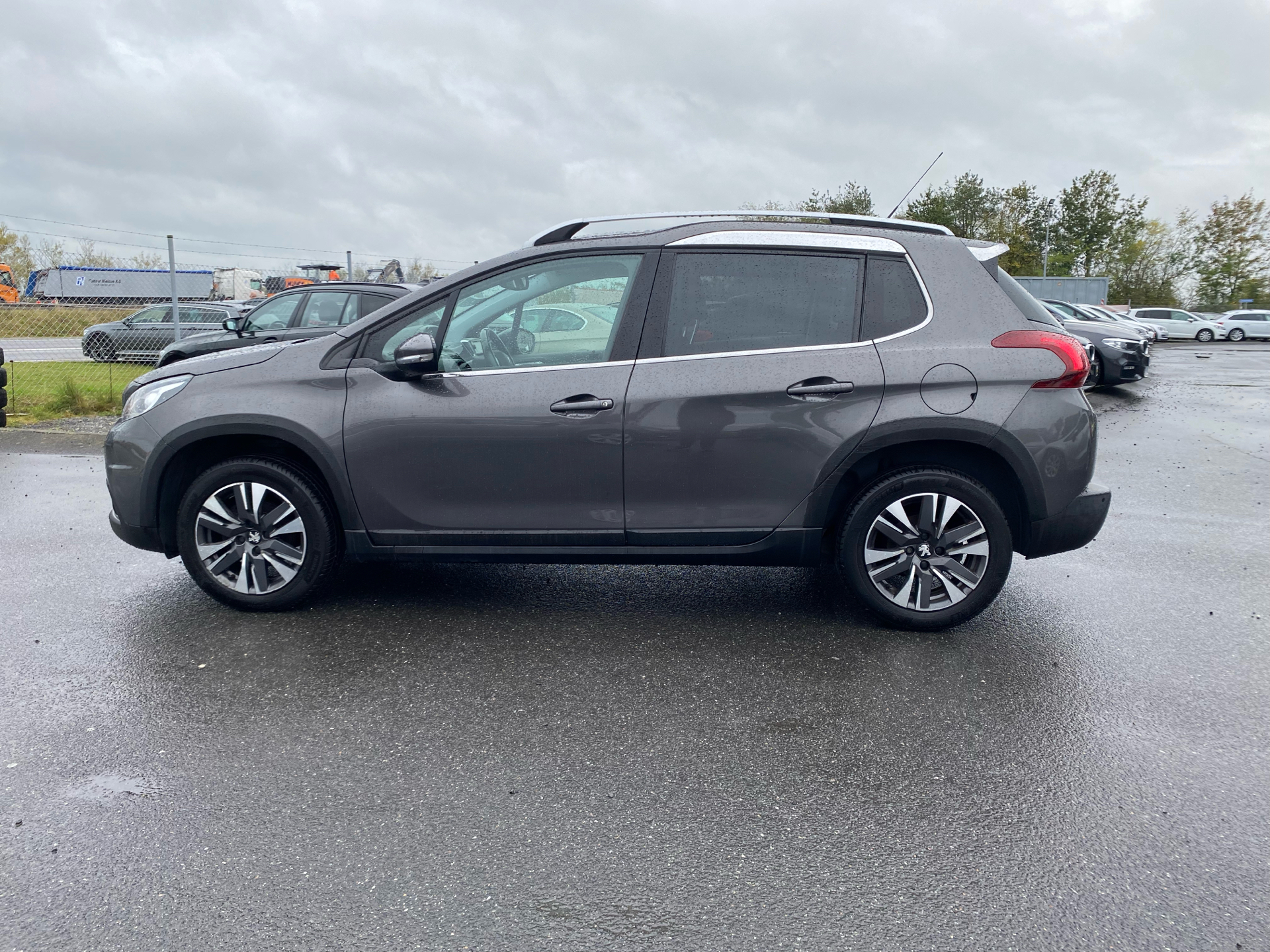 Billede af Peugeot 2008 1,6 BlueHDi Selection Sky 100HK 5d