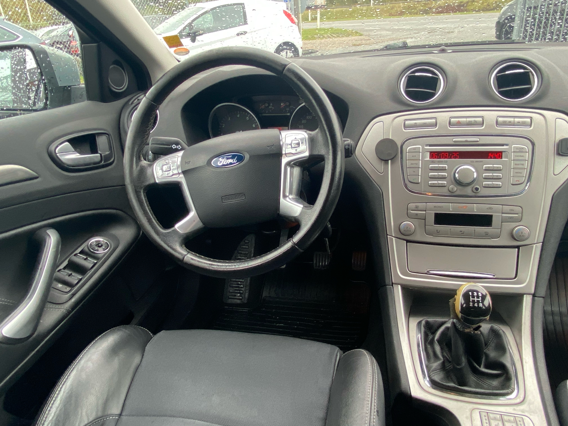 Billede af Ford Mondeo 2,0 Ghia 145HK Stc