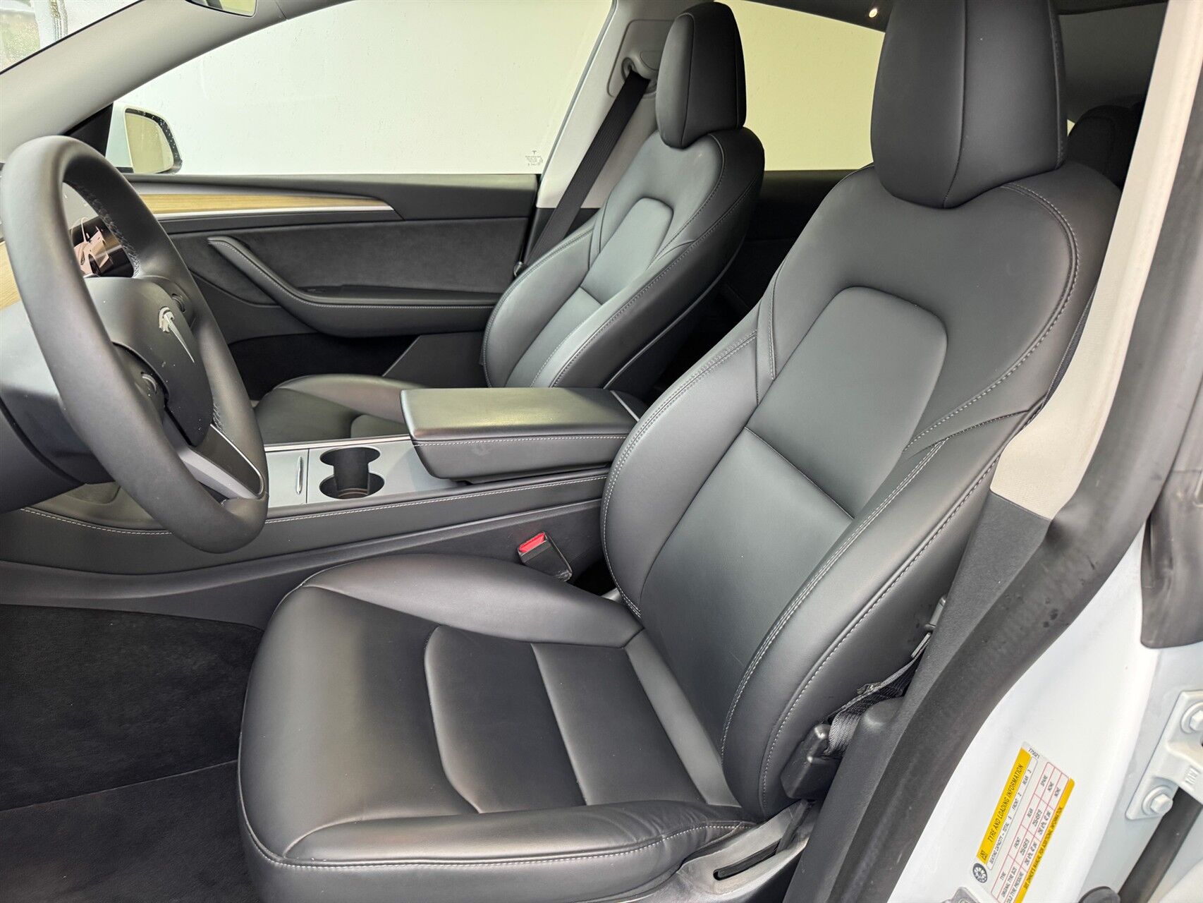 Billede af Tesla Model Y EL Standard Range RWD 204HK 5d Aut.