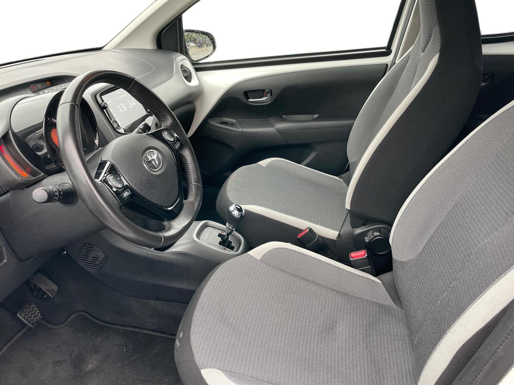 Billede af Toyota Aygo 1,0 VVT-I X-Press X-Shift 72HK 5d Aut.