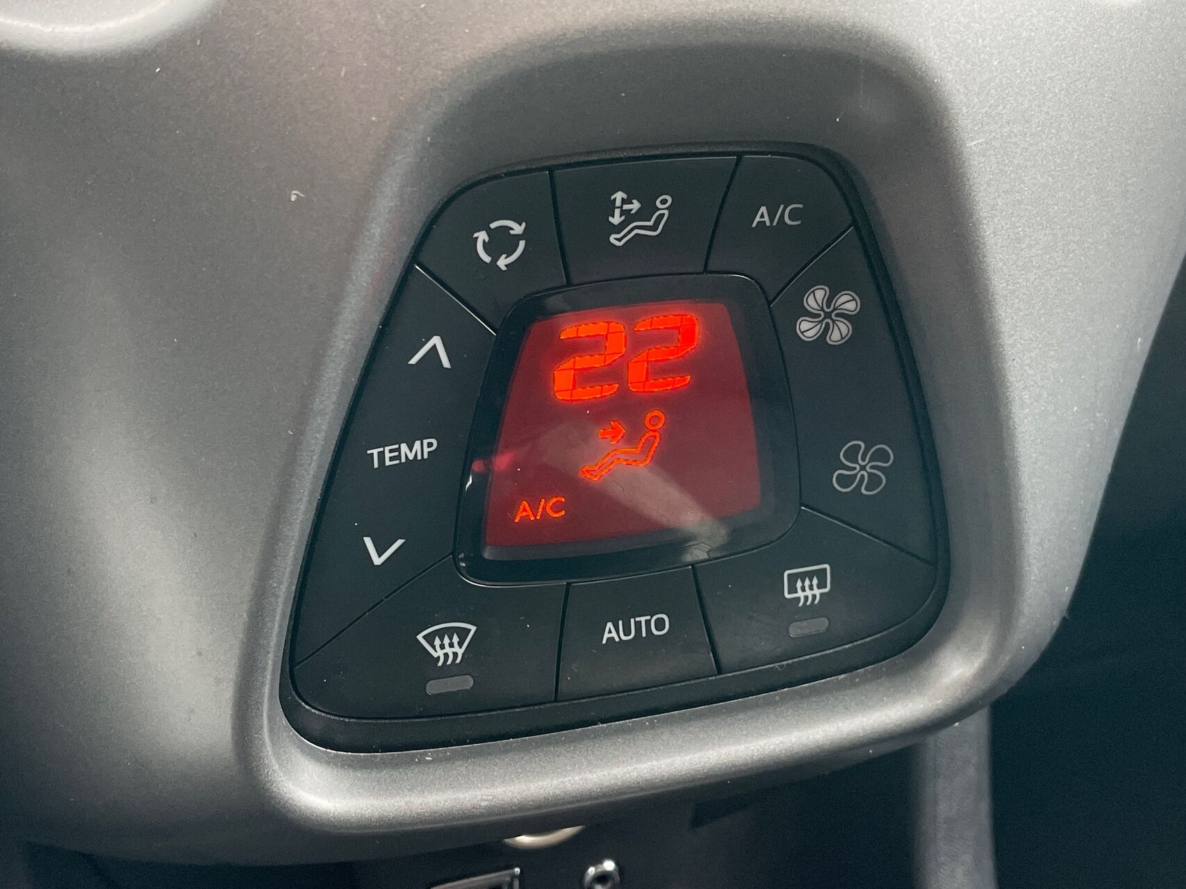 Billede af Toyota Aygo 1,0 VVT-I X-Press X-Shift 72HK 5d Aut.