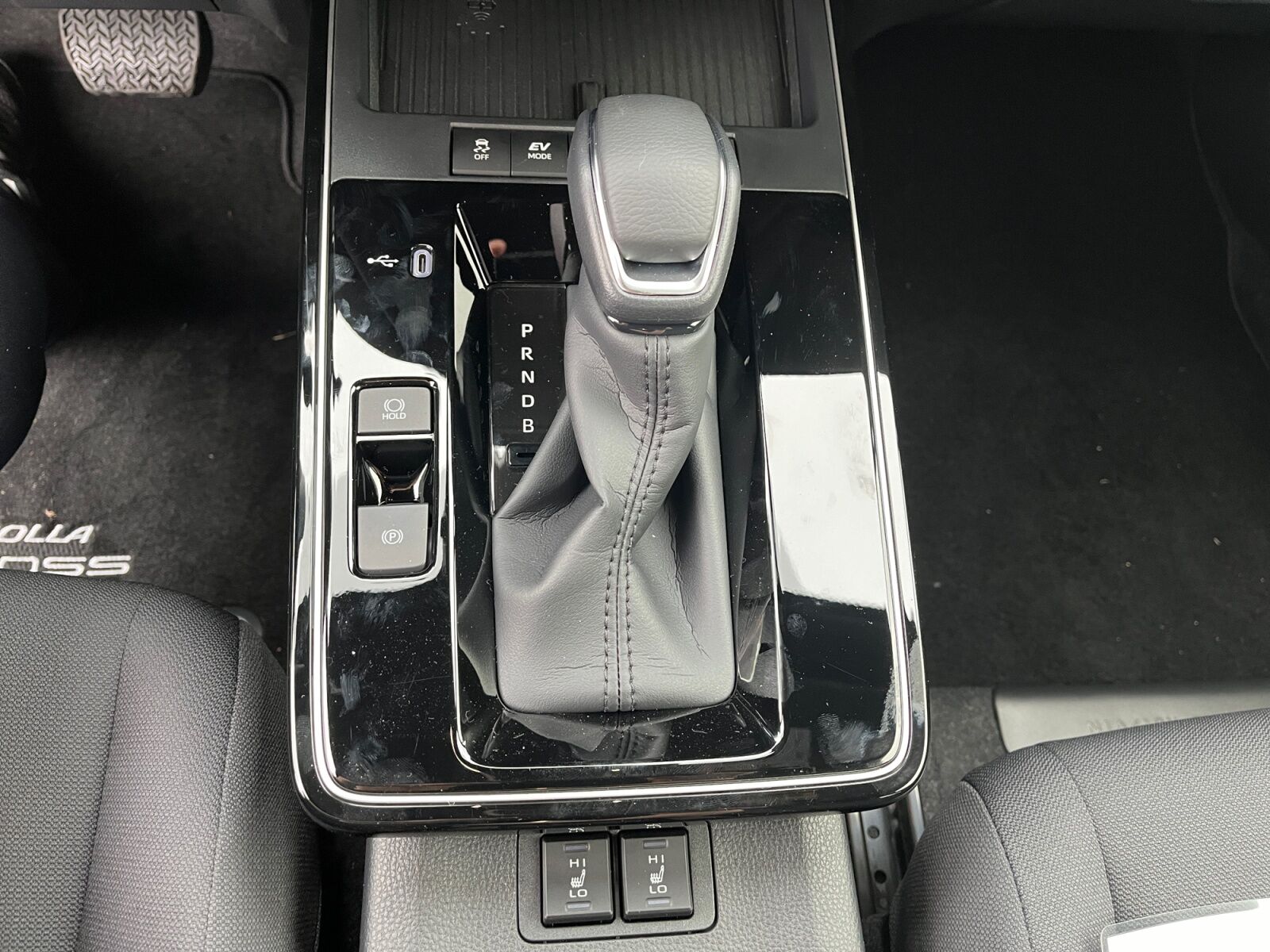 Billede af Toyota Corolla Cross 1,8 Hybrid Style 140HK 5d Aut.