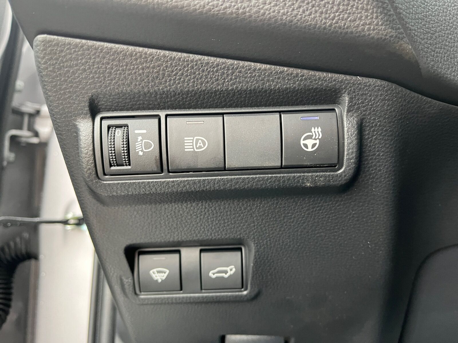 Billede af Toyota Corolla Cross 1,8 Hybrid Style 140HK 5d Aut.