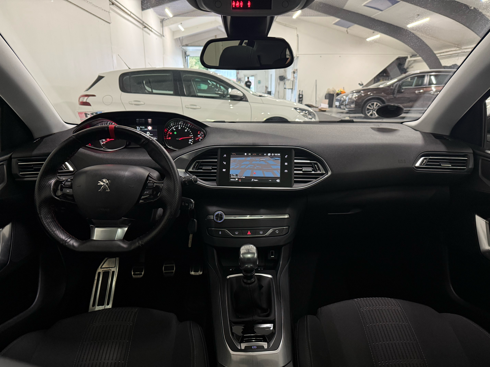 Billede af Peugeot 308 1,6 BlueHDi Allure+ 120HK 5d