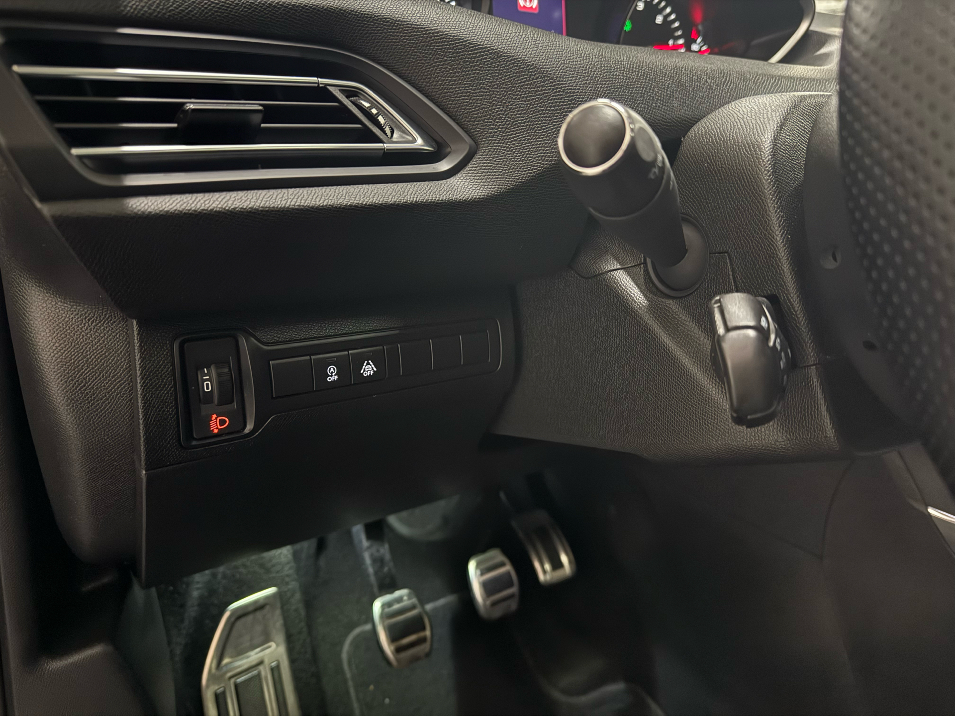 Billede af Peugeot 308 1,6 BlueHDi Allure+ 120HK 5d