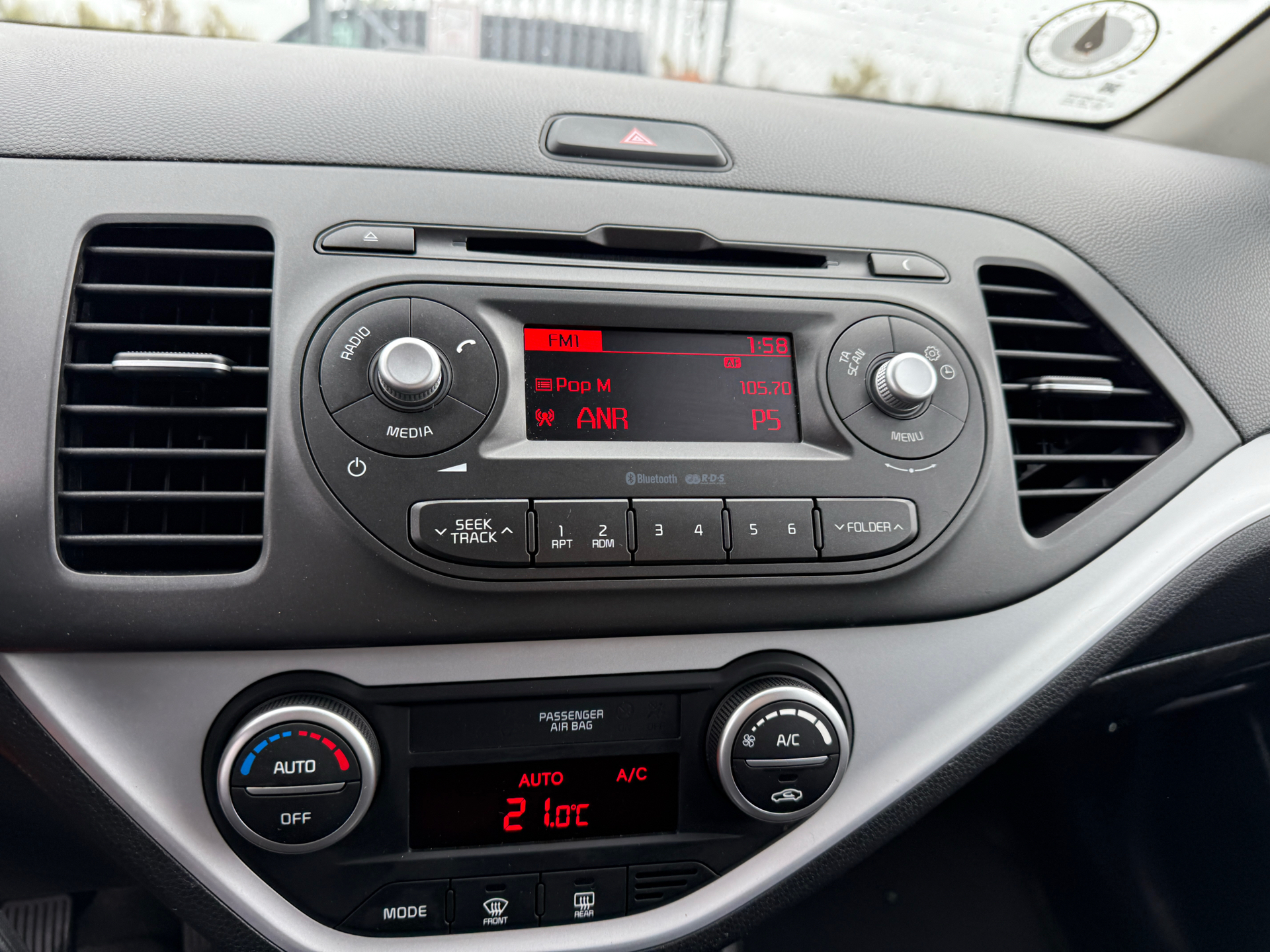 Billede af Kia Picanto 1,0 MPI Attraction 66HK 5d