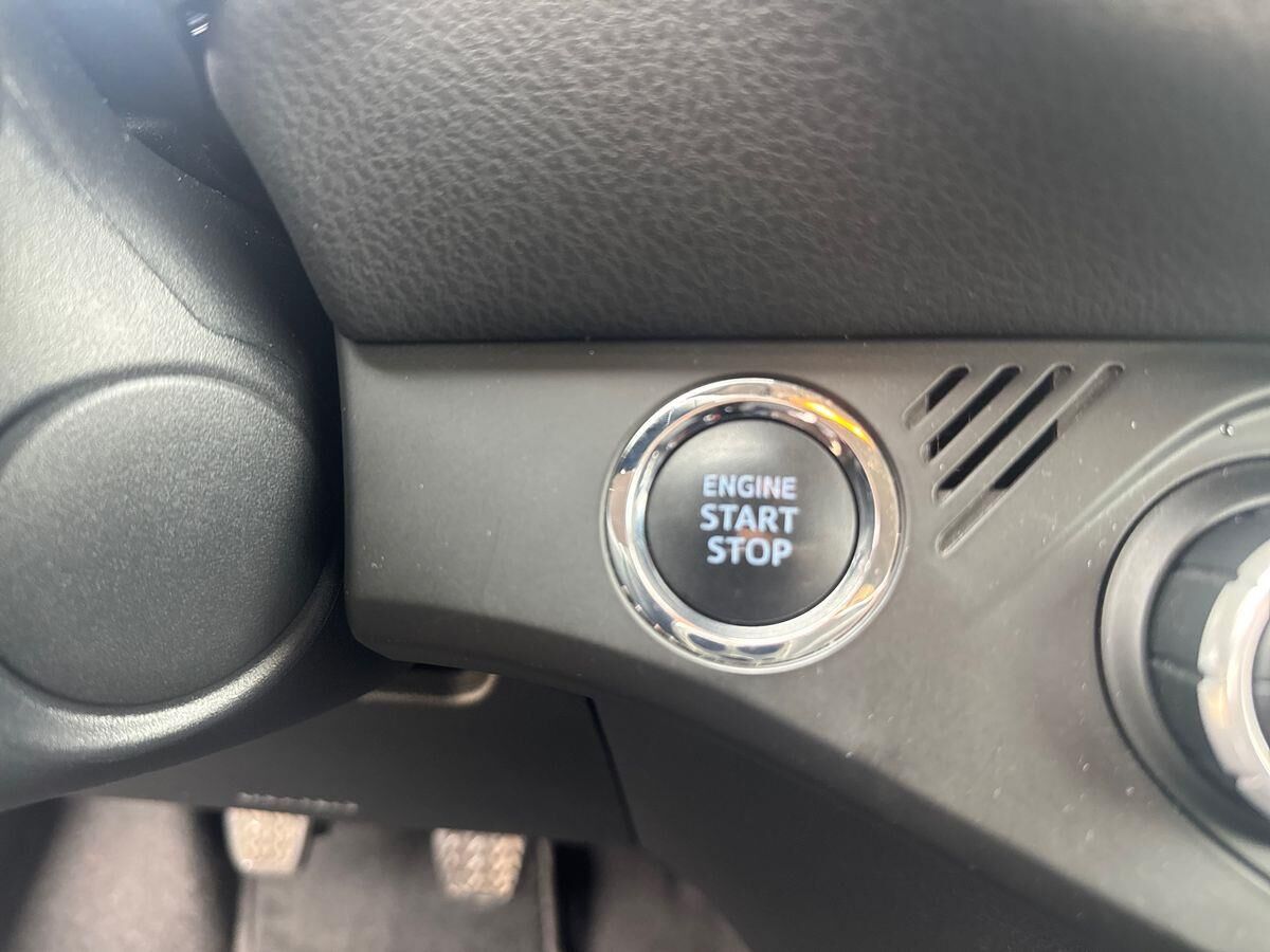 Billede af Toyota Yaris 1,0 VVT-I T2 Limited 72HK 5d