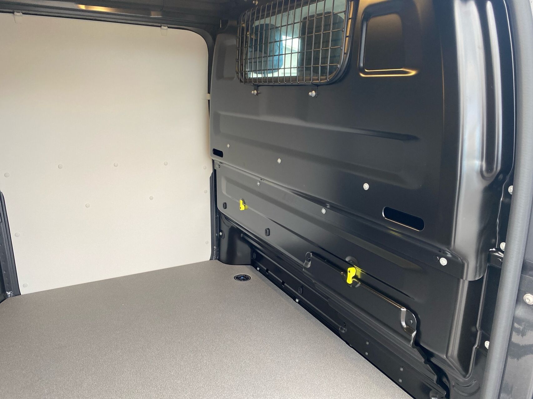 Billede af Toyota Proace Long 2,0 D Comfort Master m/Alm adskillelse - SmartCargo 144HK Van 6g