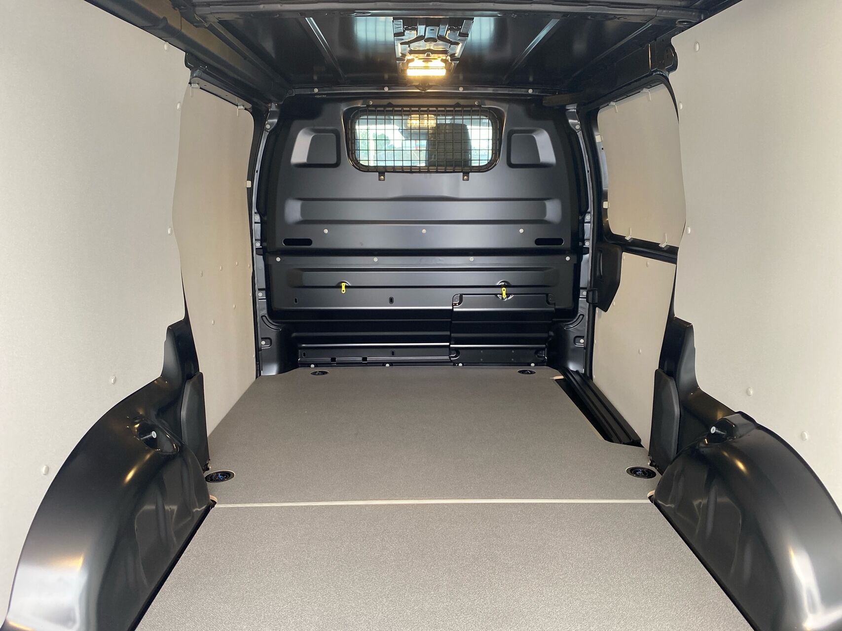 Billede af Toyota Proace Long 2,0 D Comfort Master m/Alm adskillelse - SmartCargo 144HK Van 6g