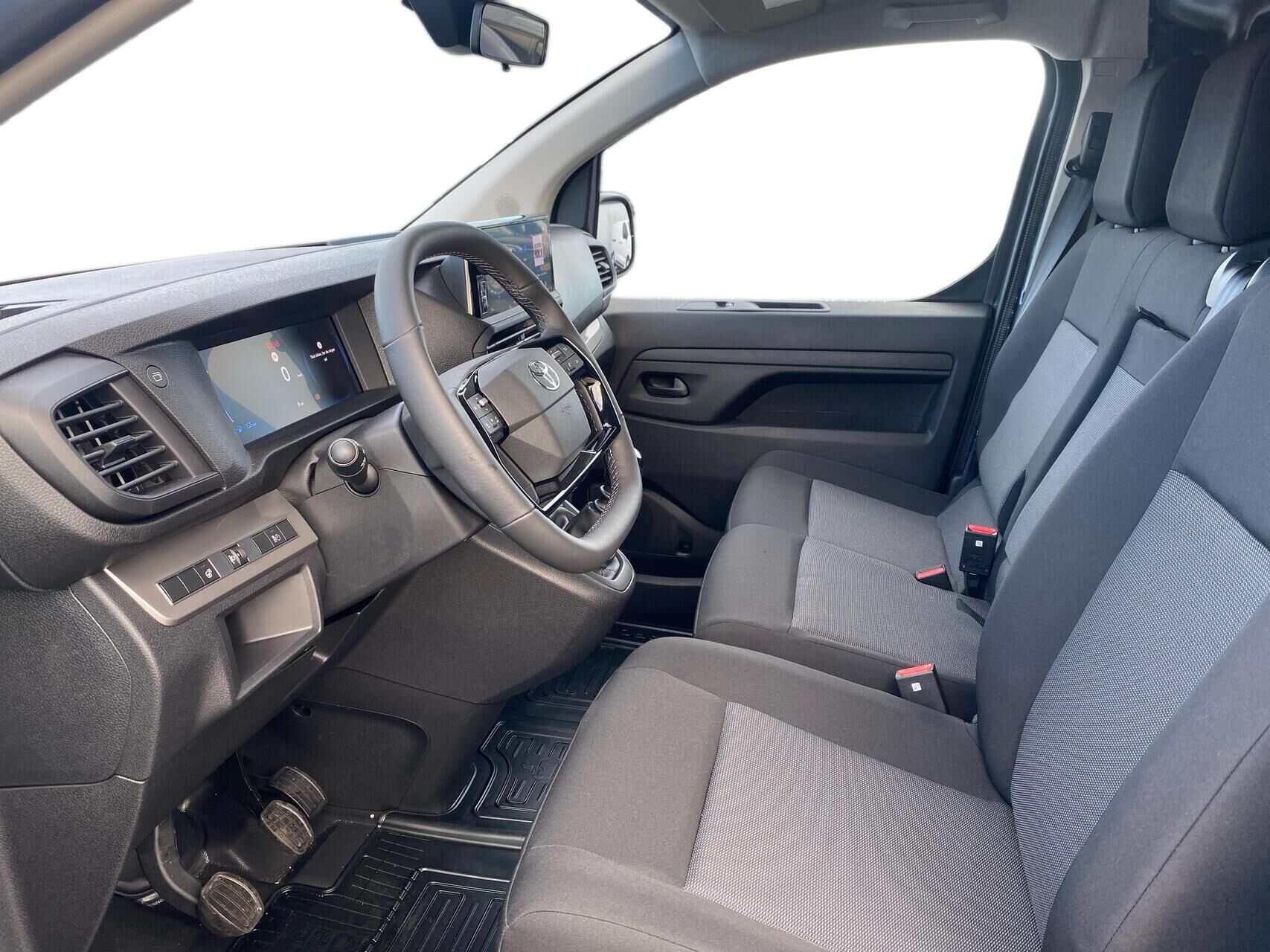 Billede af Toyota Proace Long 2,0 D Comfort Master m/Alm adskillelse - SmartCargo 144HK Van 6g