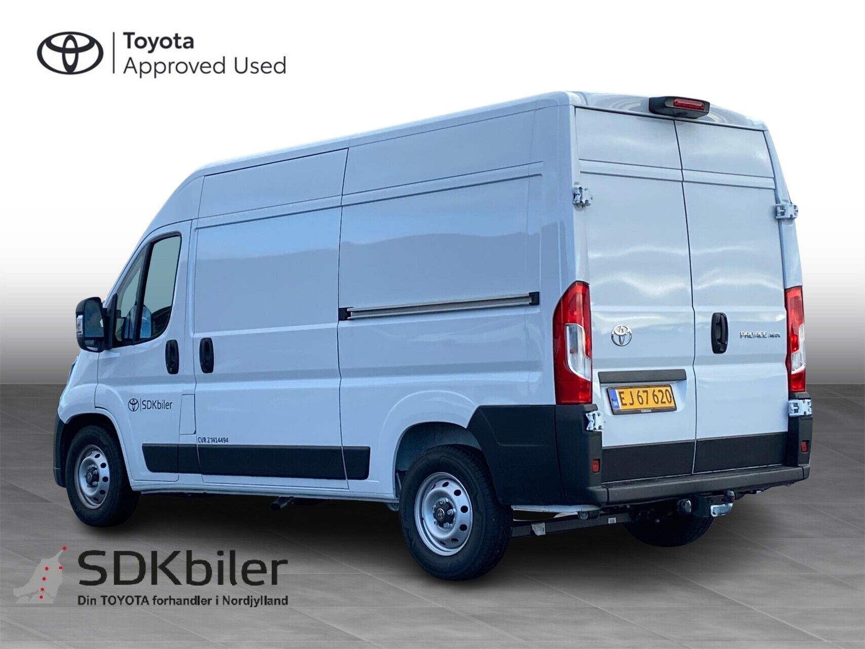 Billede af Toyota Proace Max Medium 2,2 D Comfort Master To skydedør m. højt tag 140HK Van 8g Aut.