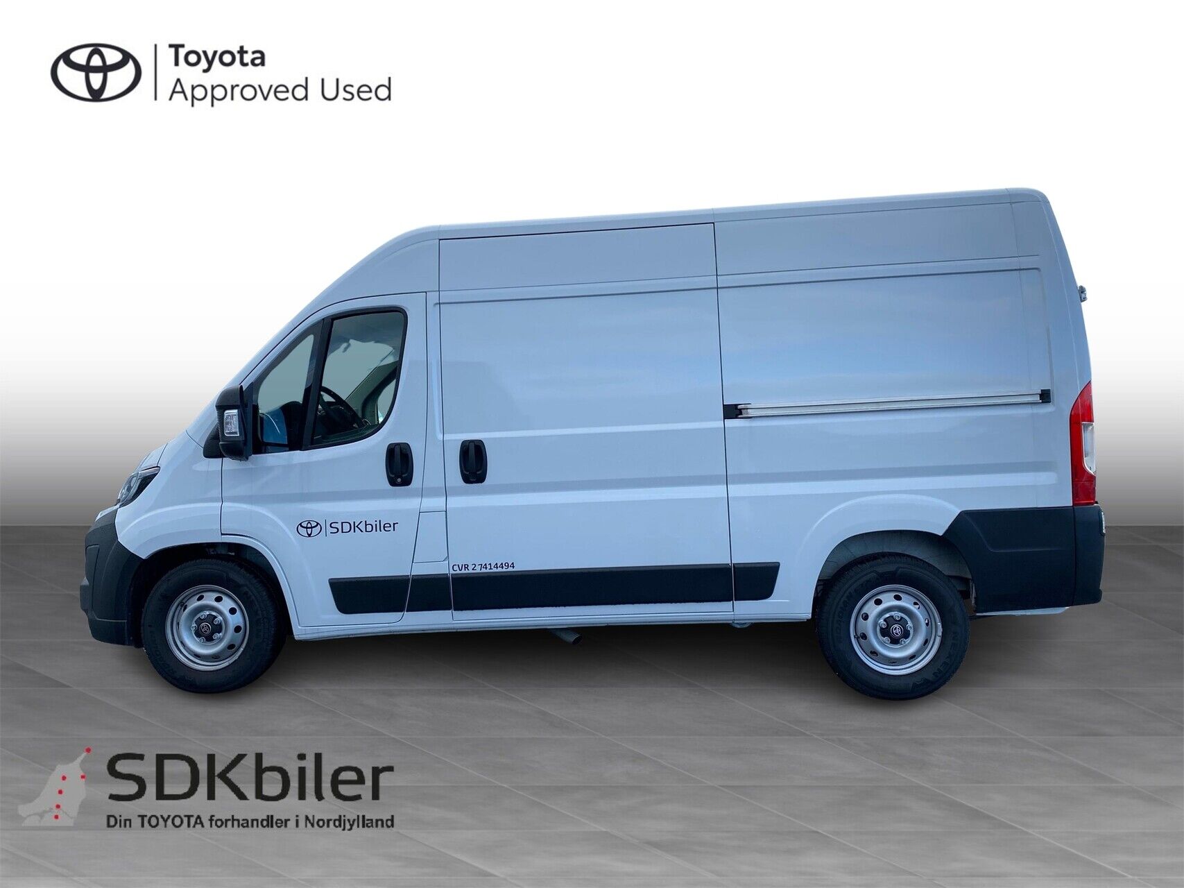 Billede af Toyota Proace Max Medium 2,2 D Comfort Master To skydedør m. højt tag 140HK Van 8g Aut.