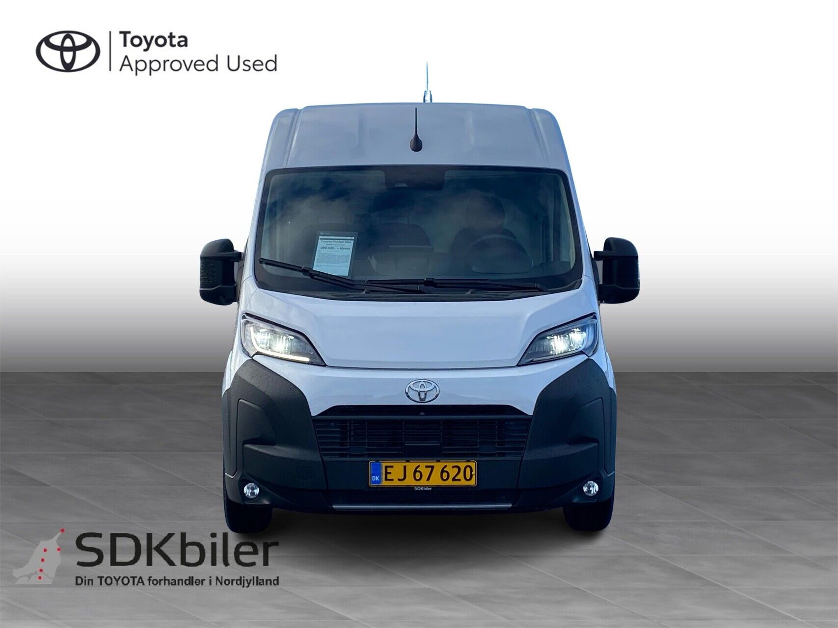 Billede af Toyota Proace Max Medium 2,2 D Comfort Master To skydedør m. højt tag 140HK Van 8g Aut.