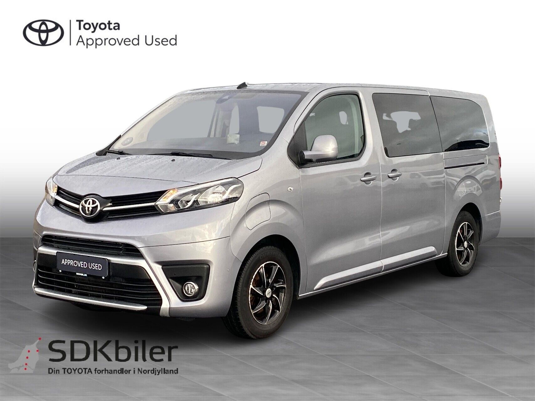 Billede af Toyota Proace Verso Electric Long EL Shuttle m/Dobbelt bagdør,Dobb.skydedør 136HK Aut.