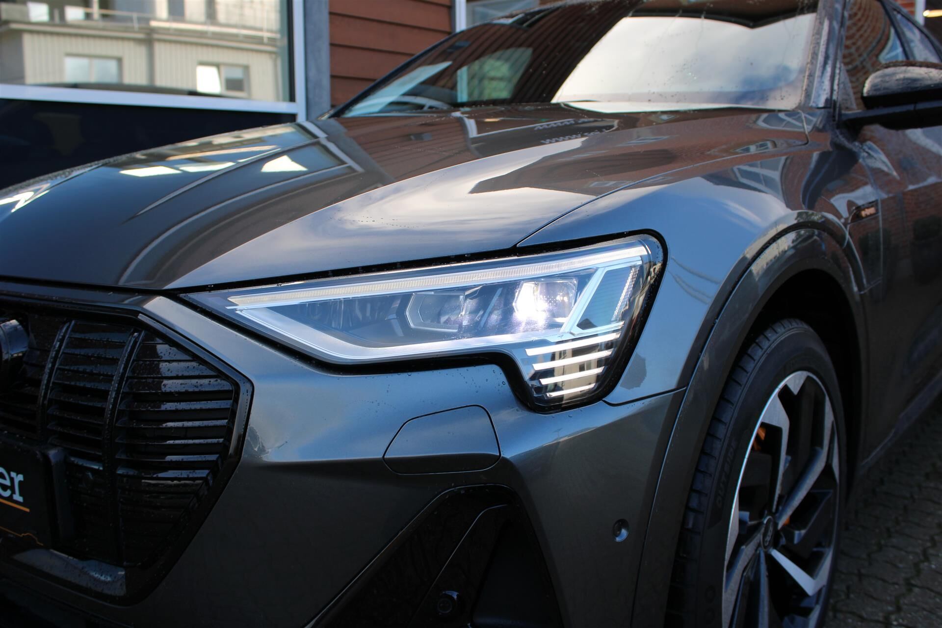 Billede af Audi E-tron 55 S Line Quattro 408HK 5d Aut.