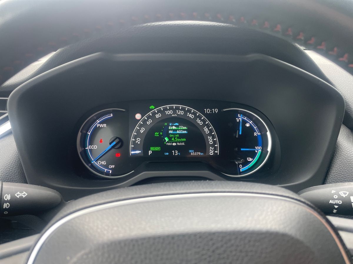 Billede af Toyota RAV4 Plug-in 2,5 Plugin-hybrid H3 Comfort AWD 306HK 5d 6g Aut.