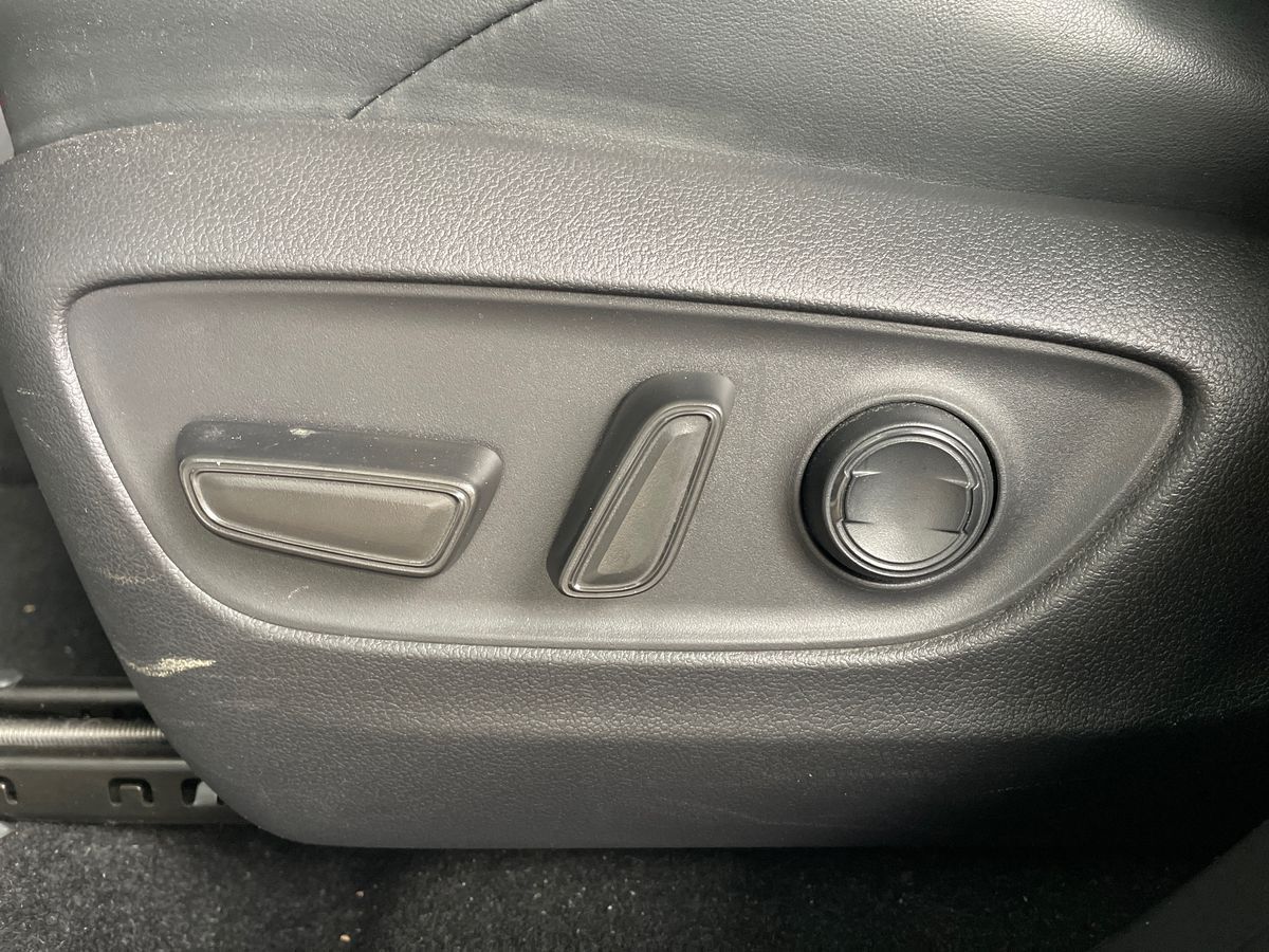 Billede af Toyota RAV4 Plug-in 2,5 Plugin-hybrid H3 Comfort AWD 306HK 5d 6g Aut.