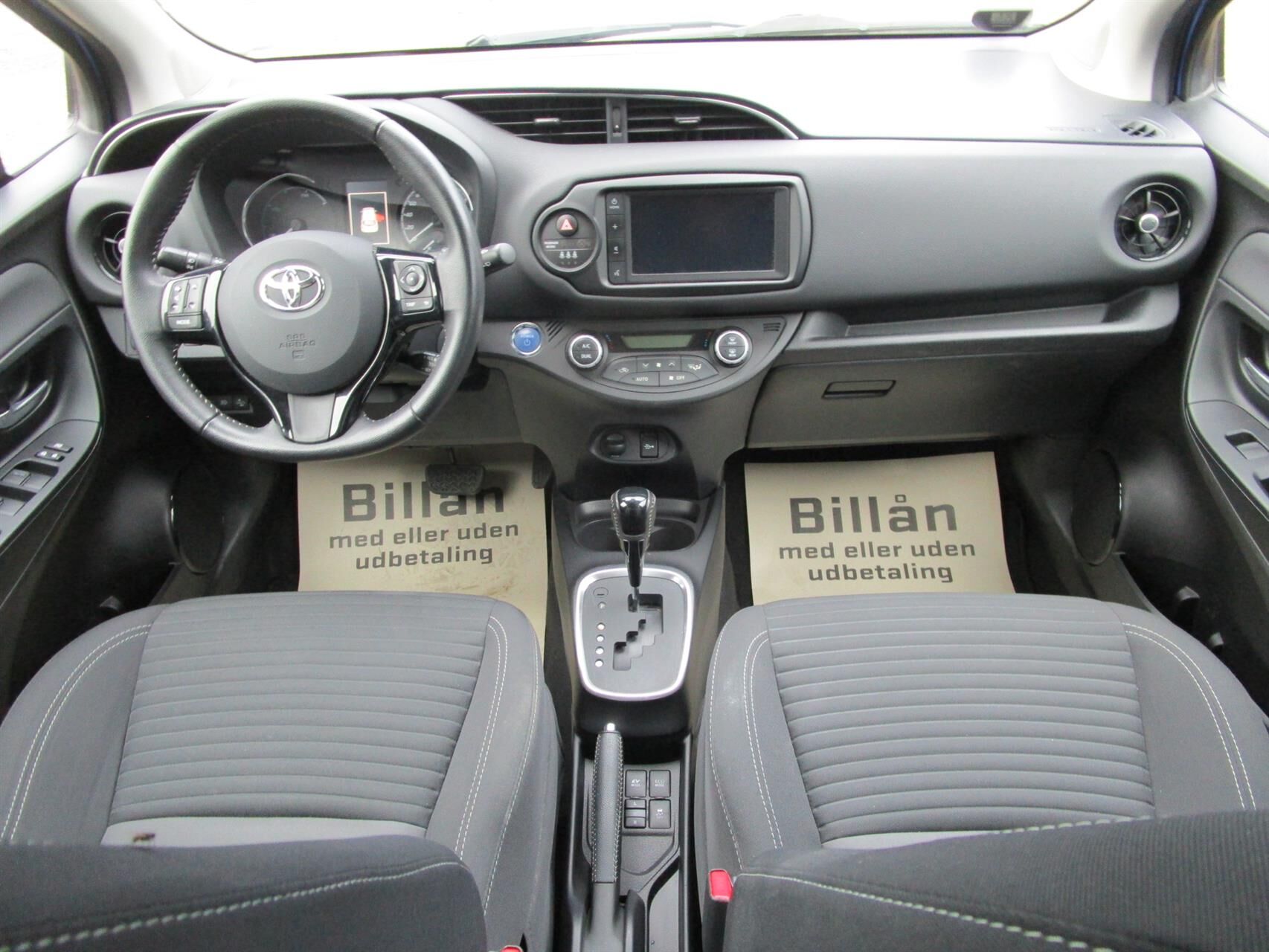 Billede af Toyota Yaris 1,5 Hybrid H2 Limited E-CVT 100HK 5d Trinl. Gear