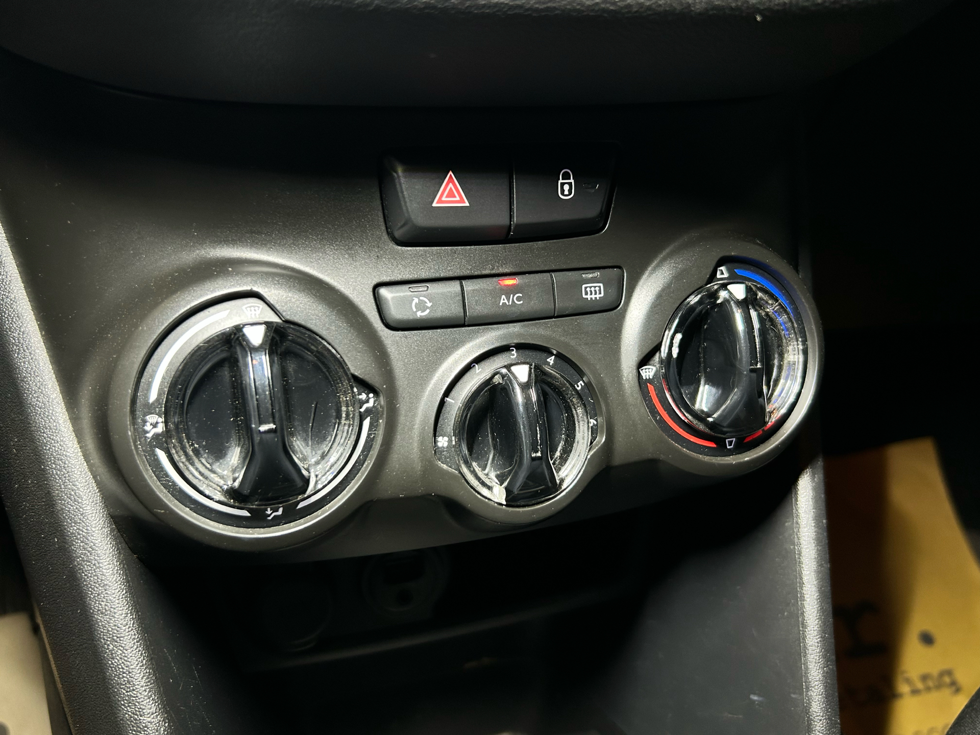 Billede af Peugeot 208 1,6 e-HDi Allure 92HK 5d