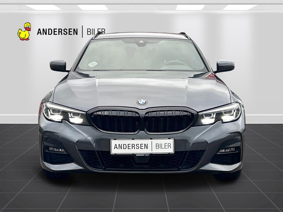 Billede af BMW 330e Touring 2,0 Plugin-hybrid M-Sport Steptronic 292HK Stc 8g Aut.