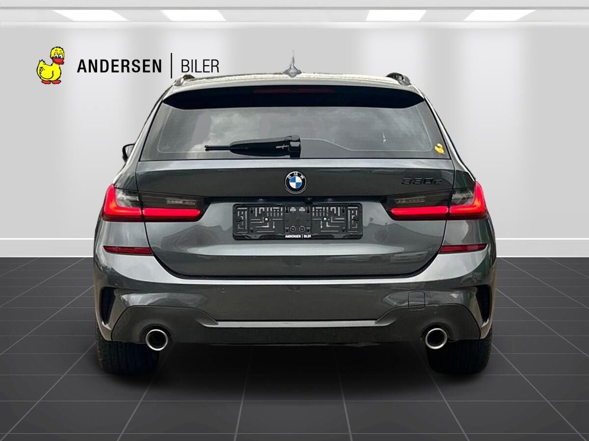 Billede af BMW 330e Touring 2,0 Plugin-hybrid M-Sport Steptronic 292HK Stc 8g Aut.