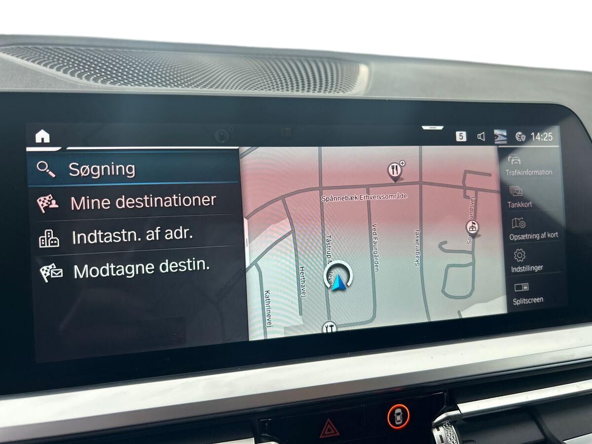 Billede af BMW 330e Touring 2,0 Plugin-hybrid M-Sport Steptronic 292HK Stc 8g Aut.