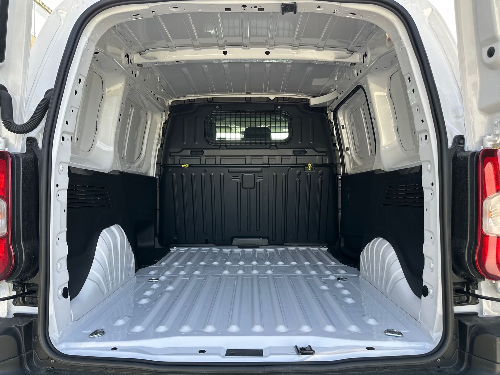 Billede af Toyota Proace City Electric Medium EL Comfort Master 1 Skydedør 136HK Van Aut.