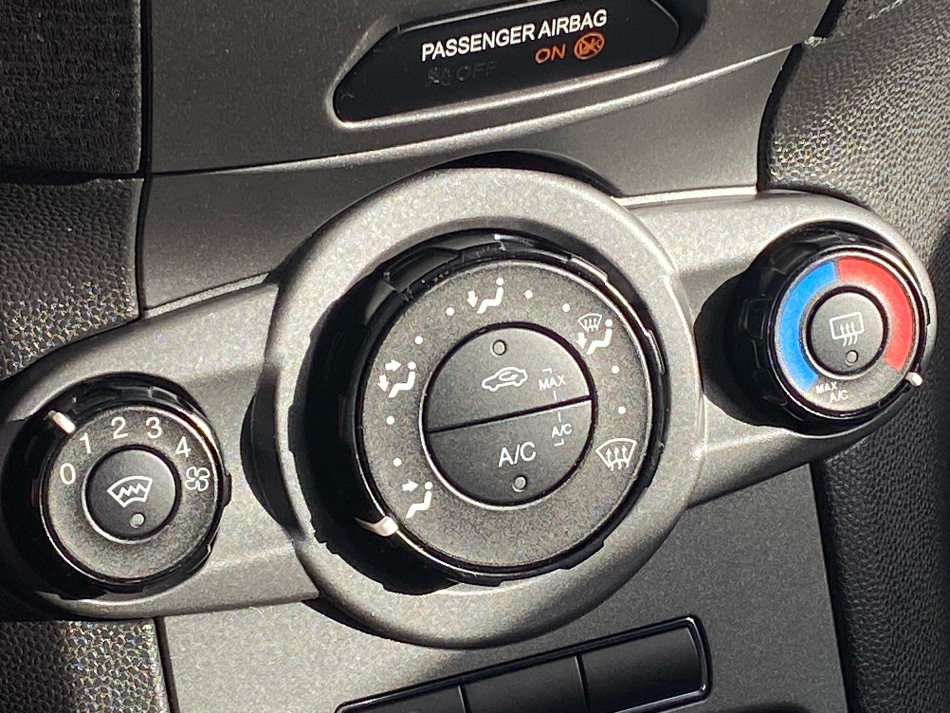 Billede af Ford Fiesta 1,5 TDCi ECOnetic Trend 95HK 3d