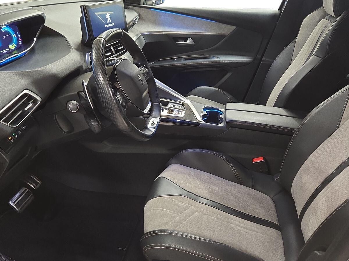 Billede af Peugeot 3008 1,6 Plugin-hybrid GT EAT8 225HK 5d 8g Aut.