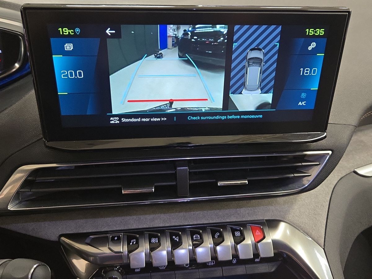 Billede af Peugeot 3008 1,6 Plugin-hybrid GT EAT8 225HK 5d 8g Aut.