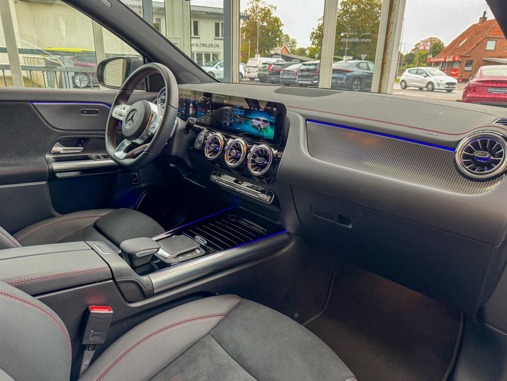 Billede af Mercedes-Benz EQA 250+ EL AMG Line 190HK 5d Aut.
