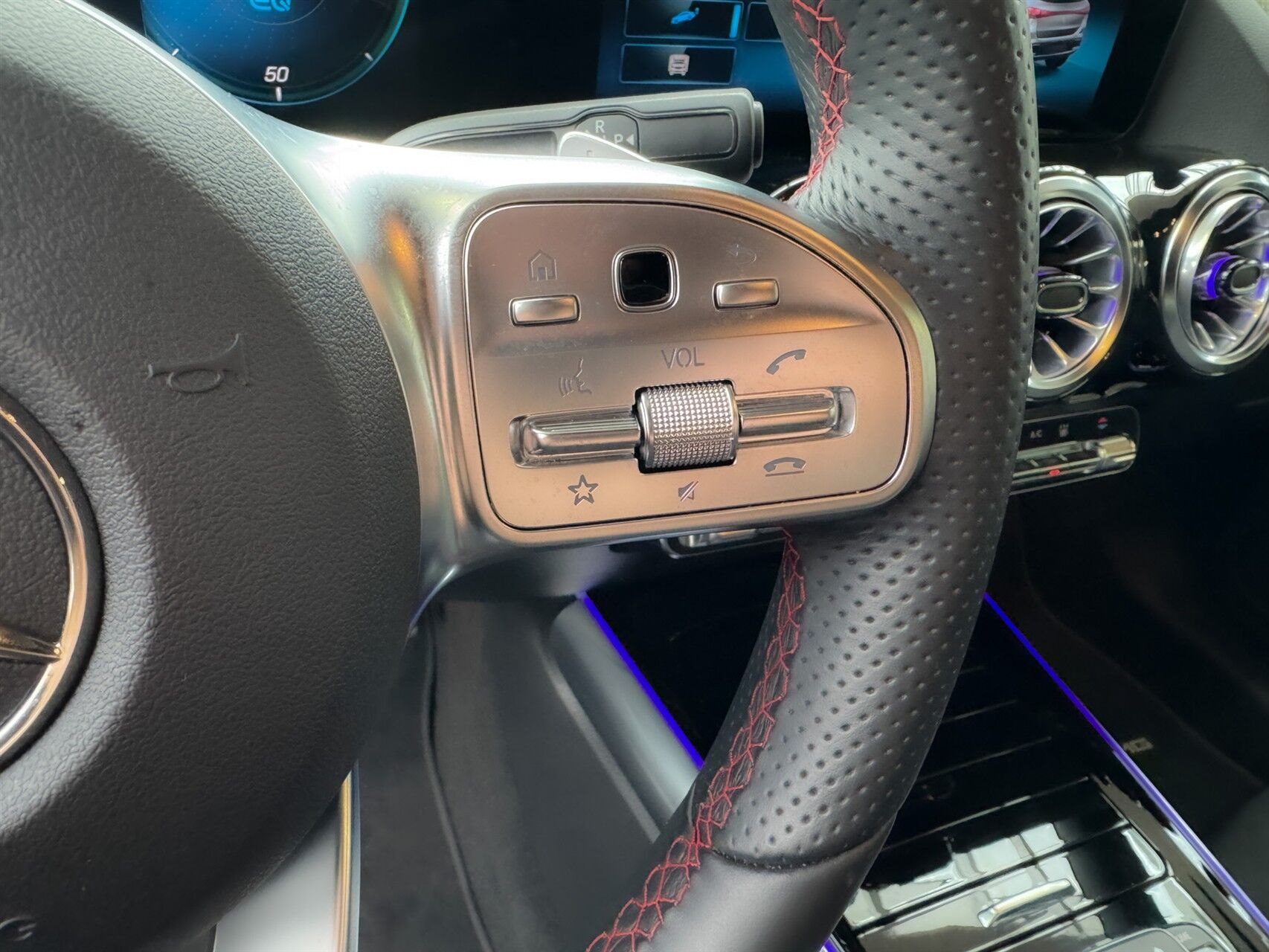 Billede af Mercedes-Benz EQA 250+ EL AMG Line 190HK 5d Aut.