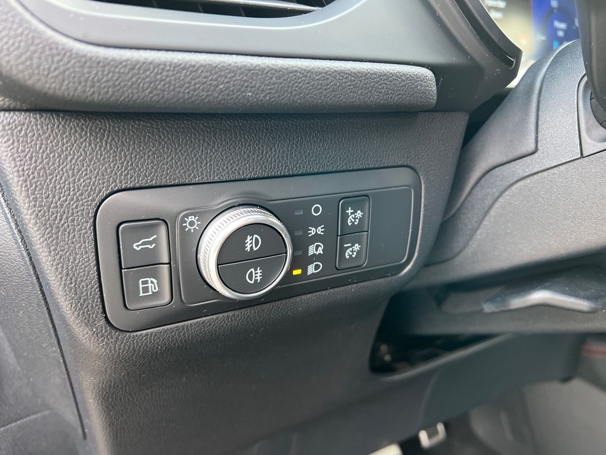 Billede af Ford Kuga 2,5 Plugin-hybrid ST-Line X CVT 225HK 5d Trinl. Gear