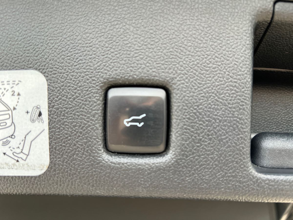 Billede af Ford Kuga 2,5 Plugin-hybrid ST-Line X CVT 225HK 5d Trinl. Gear