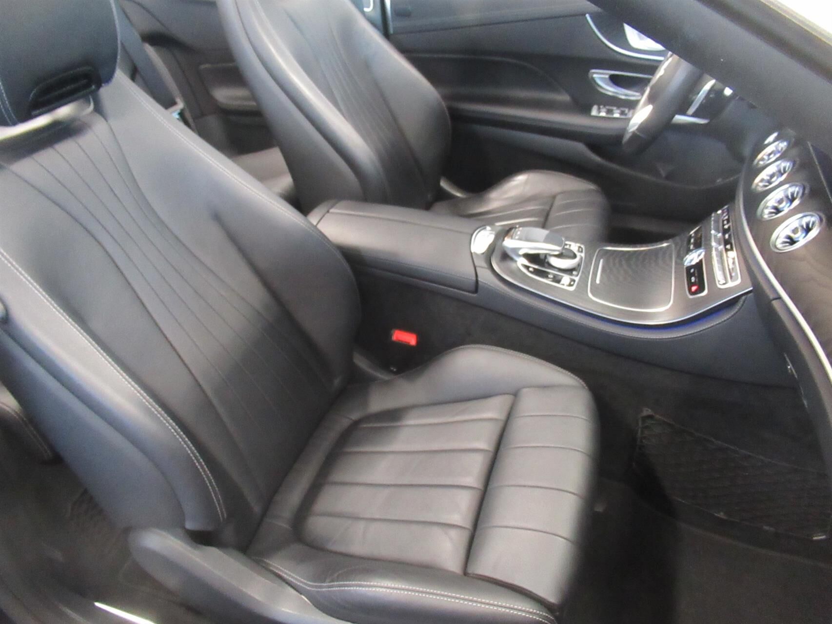 Billede af Mercedes-Benz E450 3,0 AMG Line 4Matic 9G-Tronic 367HK Cabr. Aut.