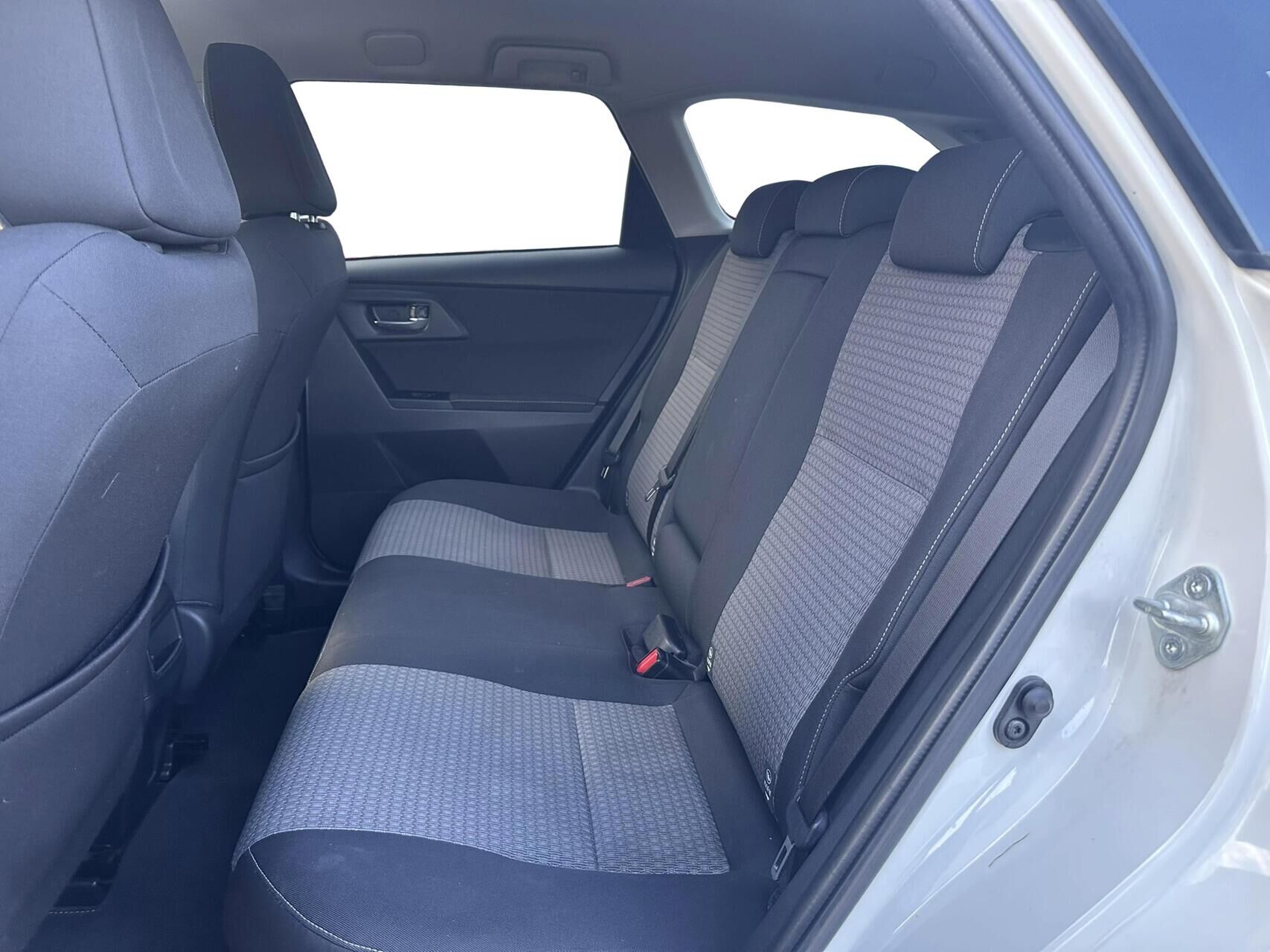 Billede af Toyota Auris Touring Sports 1,8 Hybrid Prestige 136HK Stc Aut.