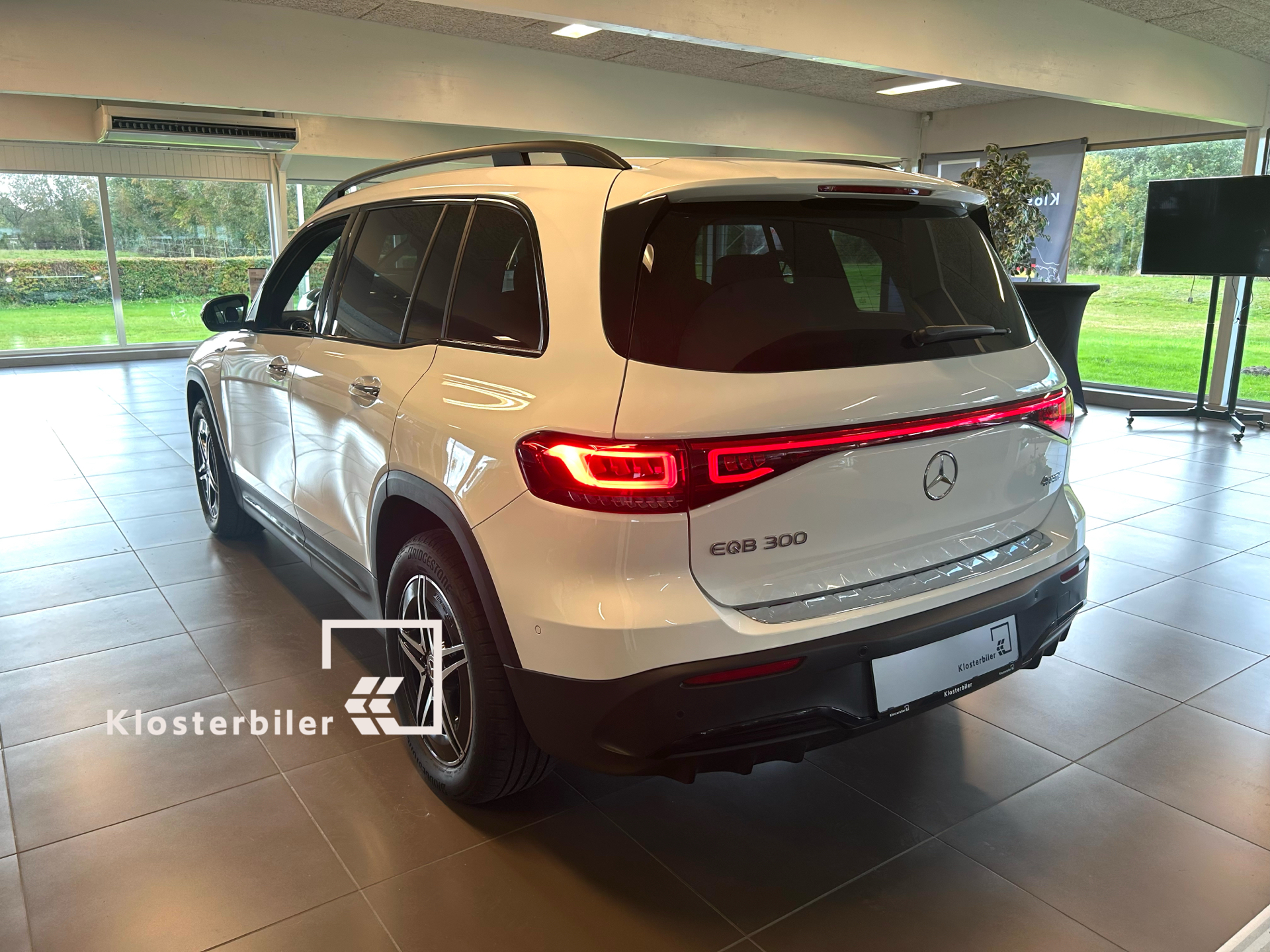 Billede af Mercedes-Benz EQB 300 EL AMG Line 4Matic 228HK 5d Aut.