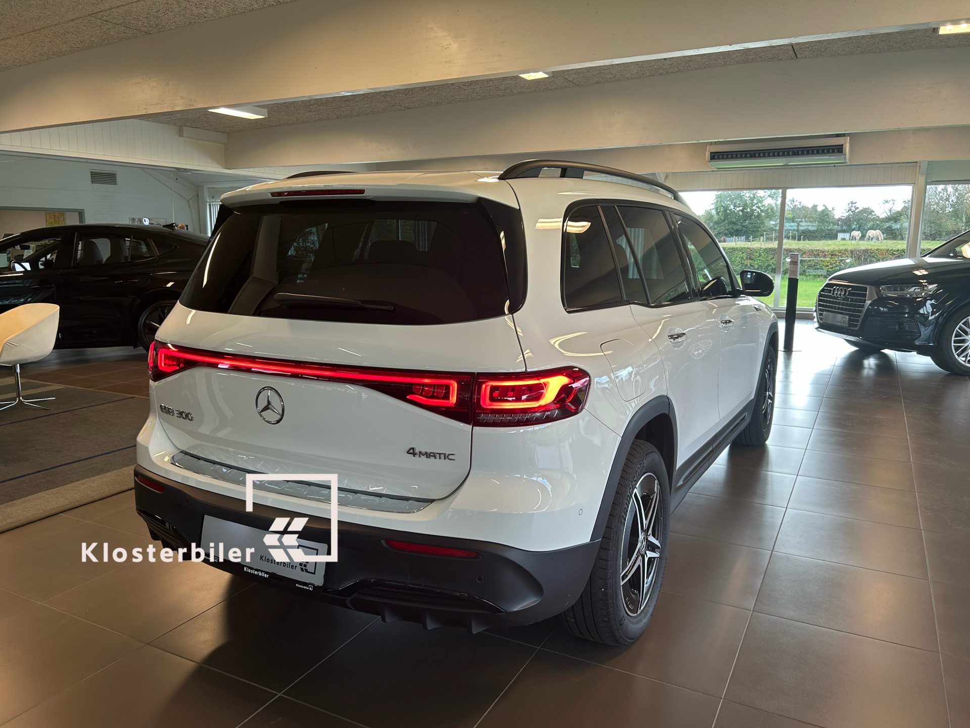 Billede af Mercedes-Benz EQB 300 EL AMG Line 4Matic 228HK 5d Aut.
