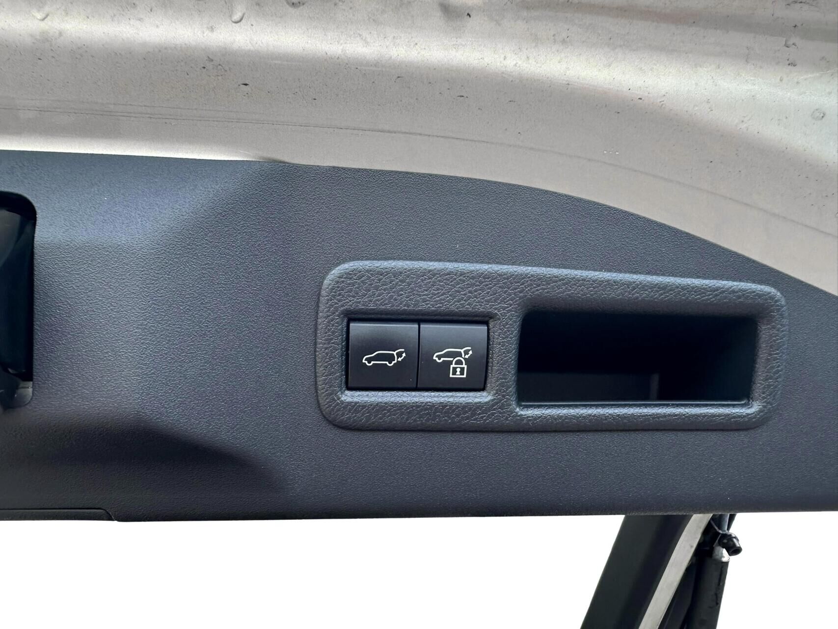 Billede af Toyota BZ4X EL Active Design AWD 218HK 5d Aut.