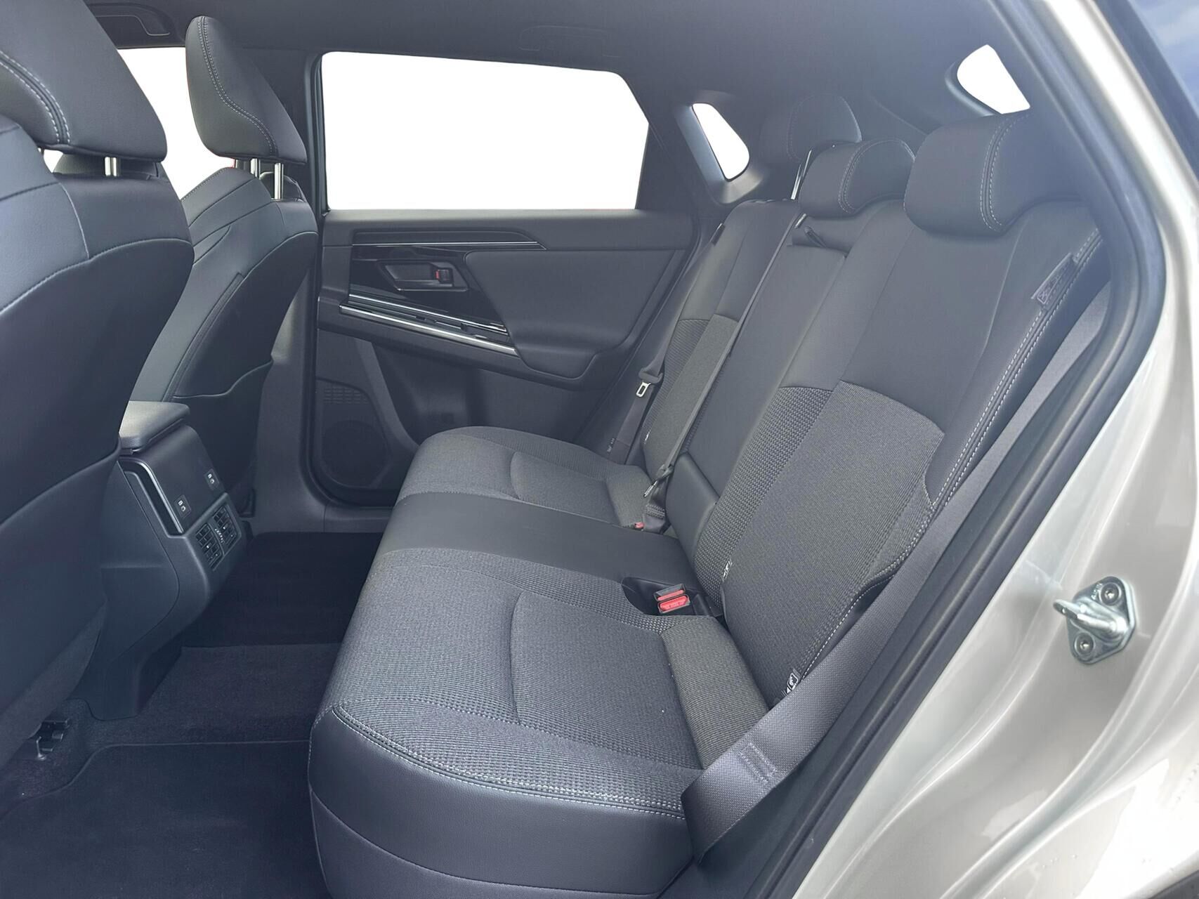 Billede af Toyota BZ4X EL Active Design AWD 218HK 5d Aut.