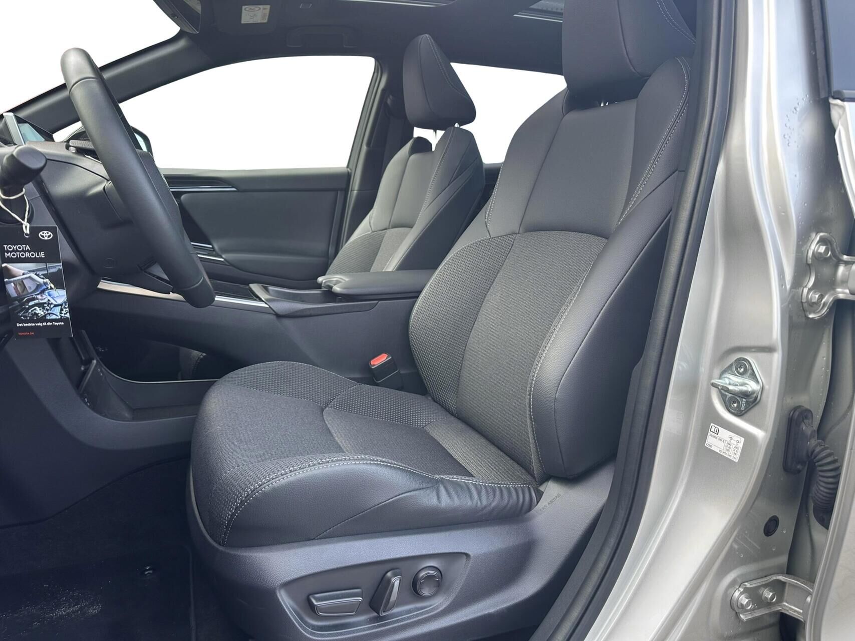 Billede af Toyota BZ4X EL Active Design AWD 218HK 5d Aut.