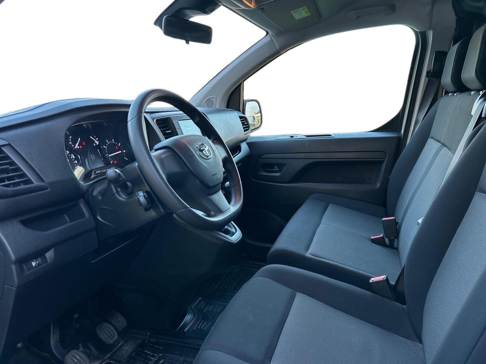 Billede af Toyota Proace Long 2,0 D Comfort 144HK Van 6g