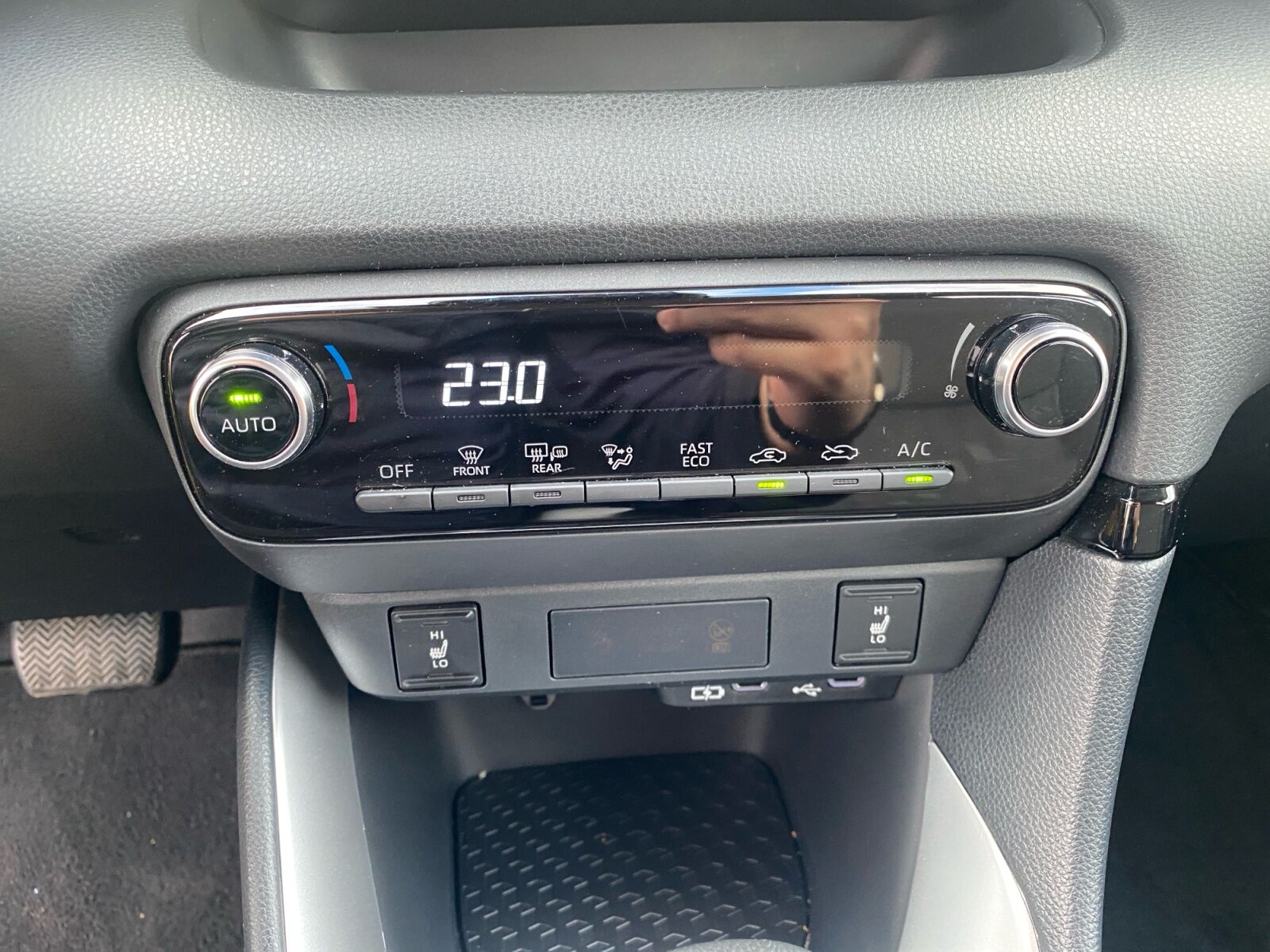 Billede af Toyota Yaris 1,5 Hybrid Essential 116HK 5d Trinl. Gear