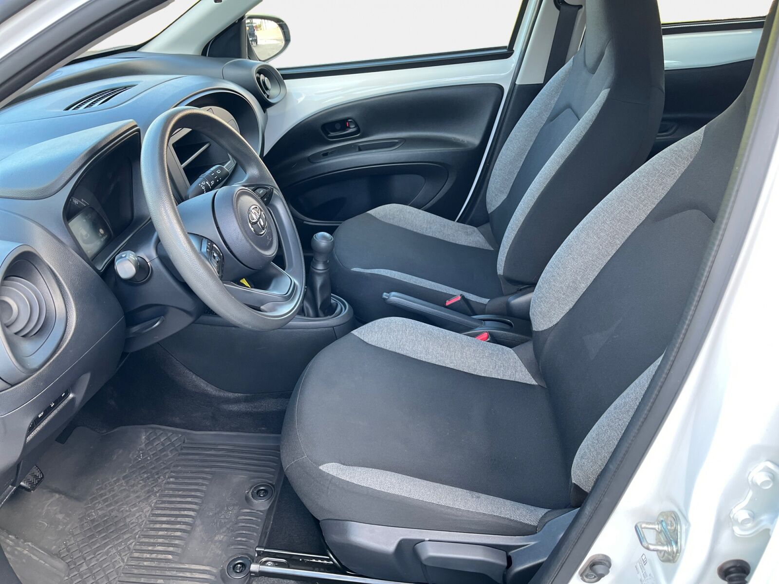 Billede af Toyota Aygo X 1,0 VVT-I Essential 72HK 5d