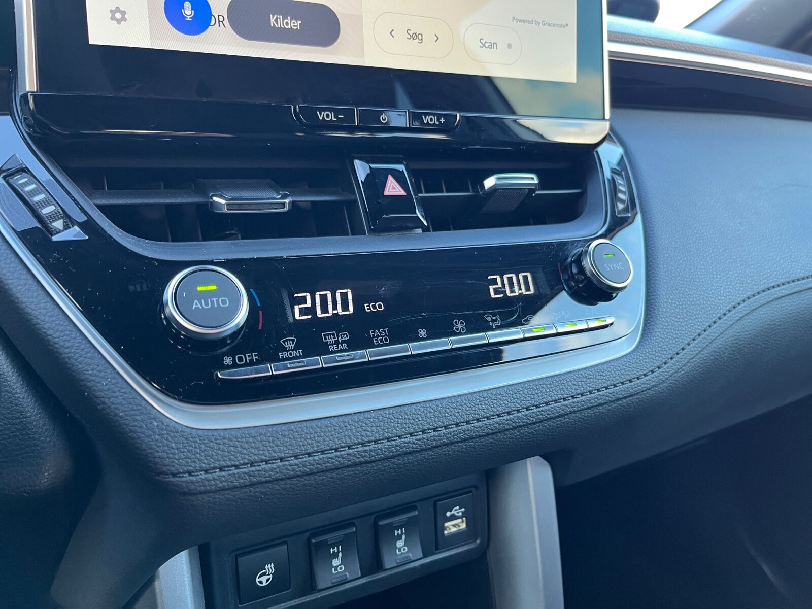 Billede af Toyota Corolla Cross 1,8 Hybrid Style Comfort 140HK 5d Aut.