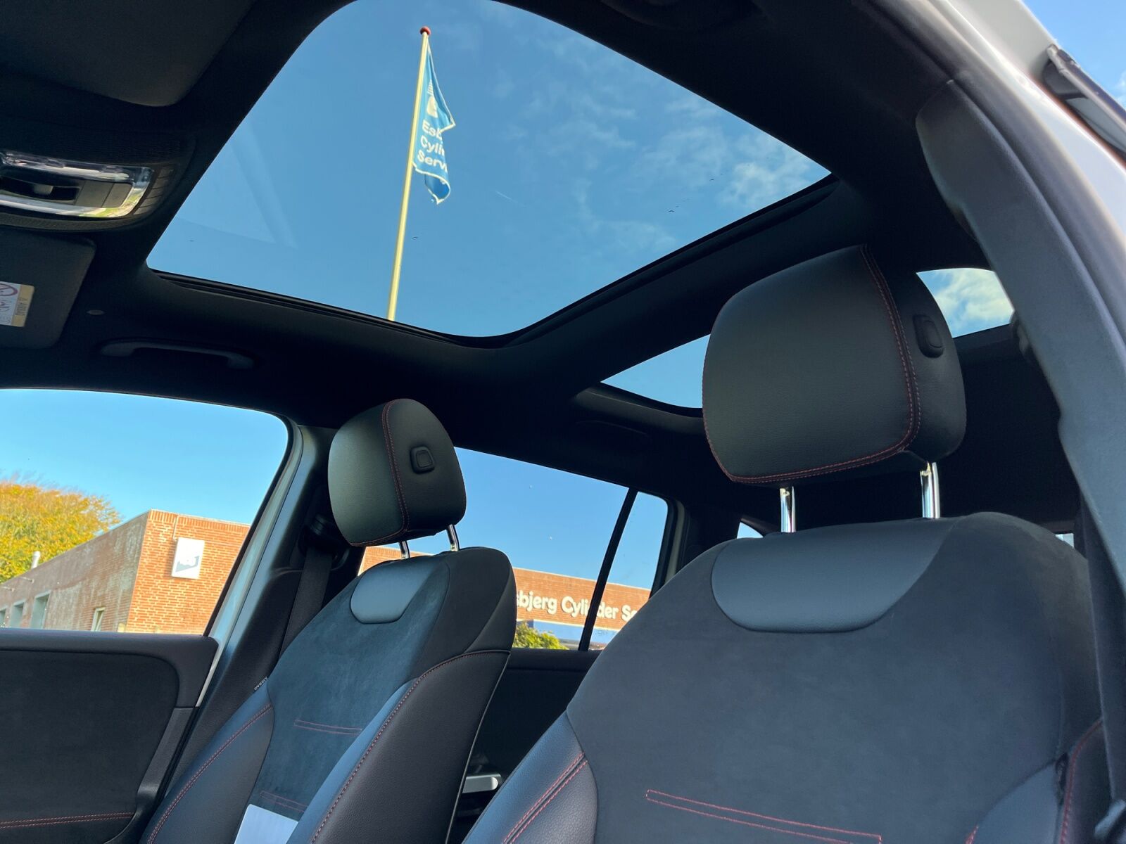 Billede af Mercedes-Benz EQB 300 EL AMG Line 4Matic 228HK 5d Aut.