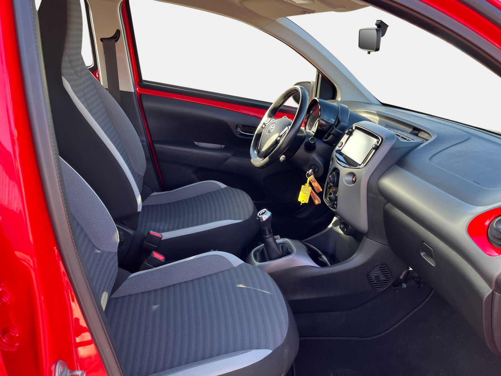 Billede af Toyota Aygo 1,0 VVT-I X-plore DAB+ 72HK 5d