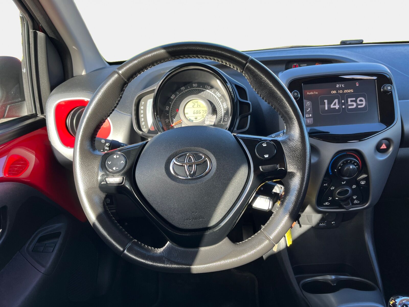Billede af Toyota Aygo 1,0 VVT-I X-plore DAB+ 72HK 5d